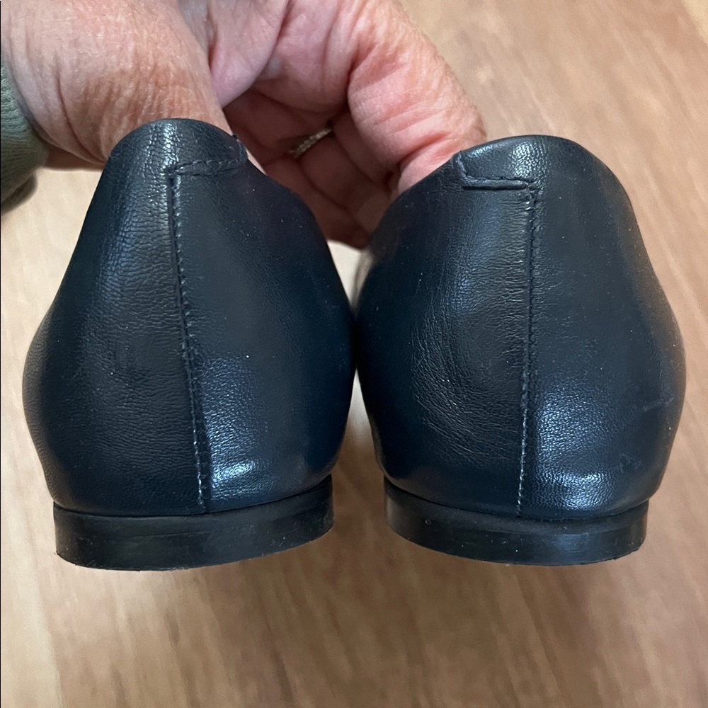 Trotter’s Estee navy leather handwoven flats, size 8.5 - Picture 4 of 7